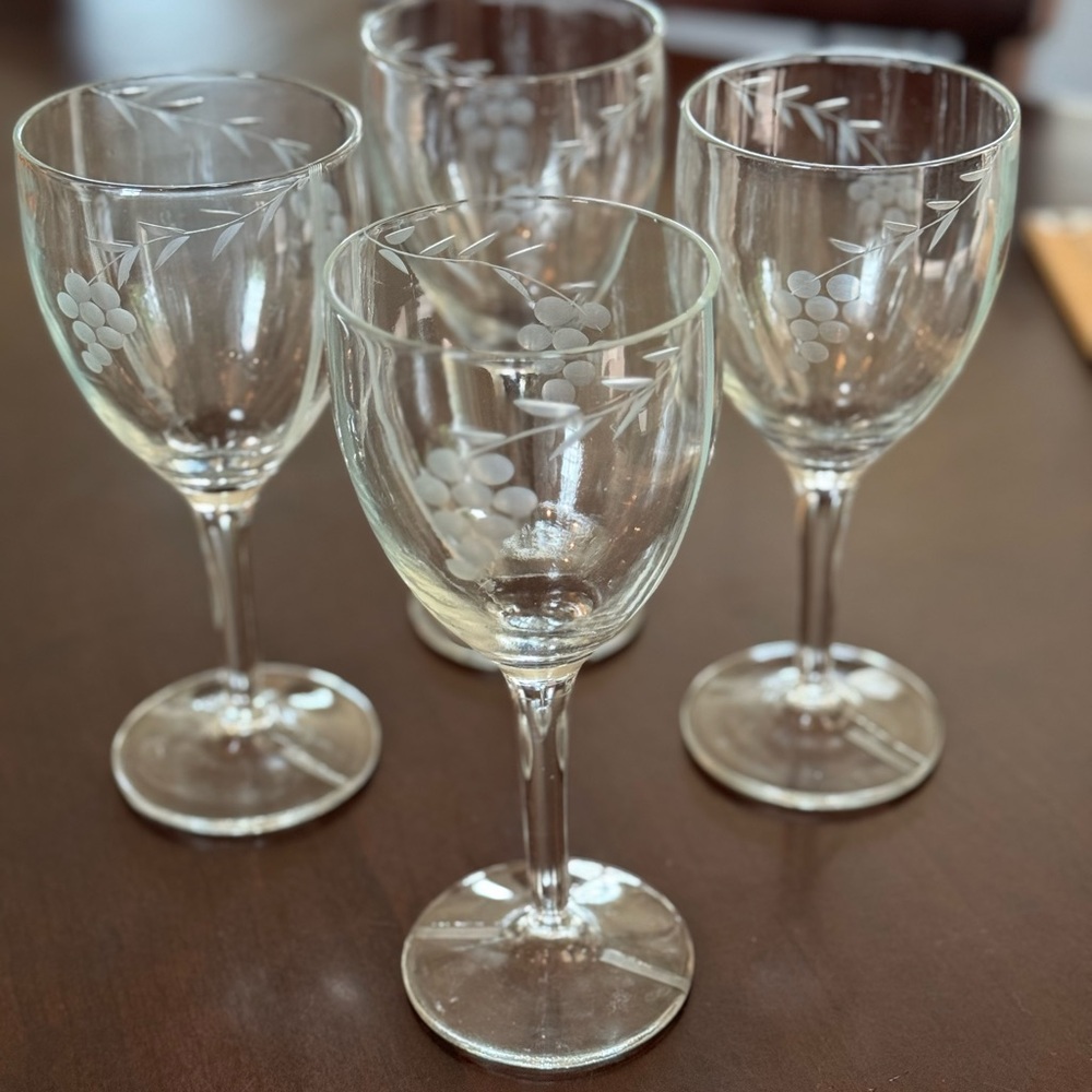 Set of four depression era wine glasses